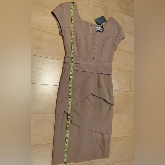 REISS “SHOLA” DRESS, CAMEL. SOLD OUT!! SIZE 4 WORN BY PRINCESS OF WALES - Picture 7 of 9